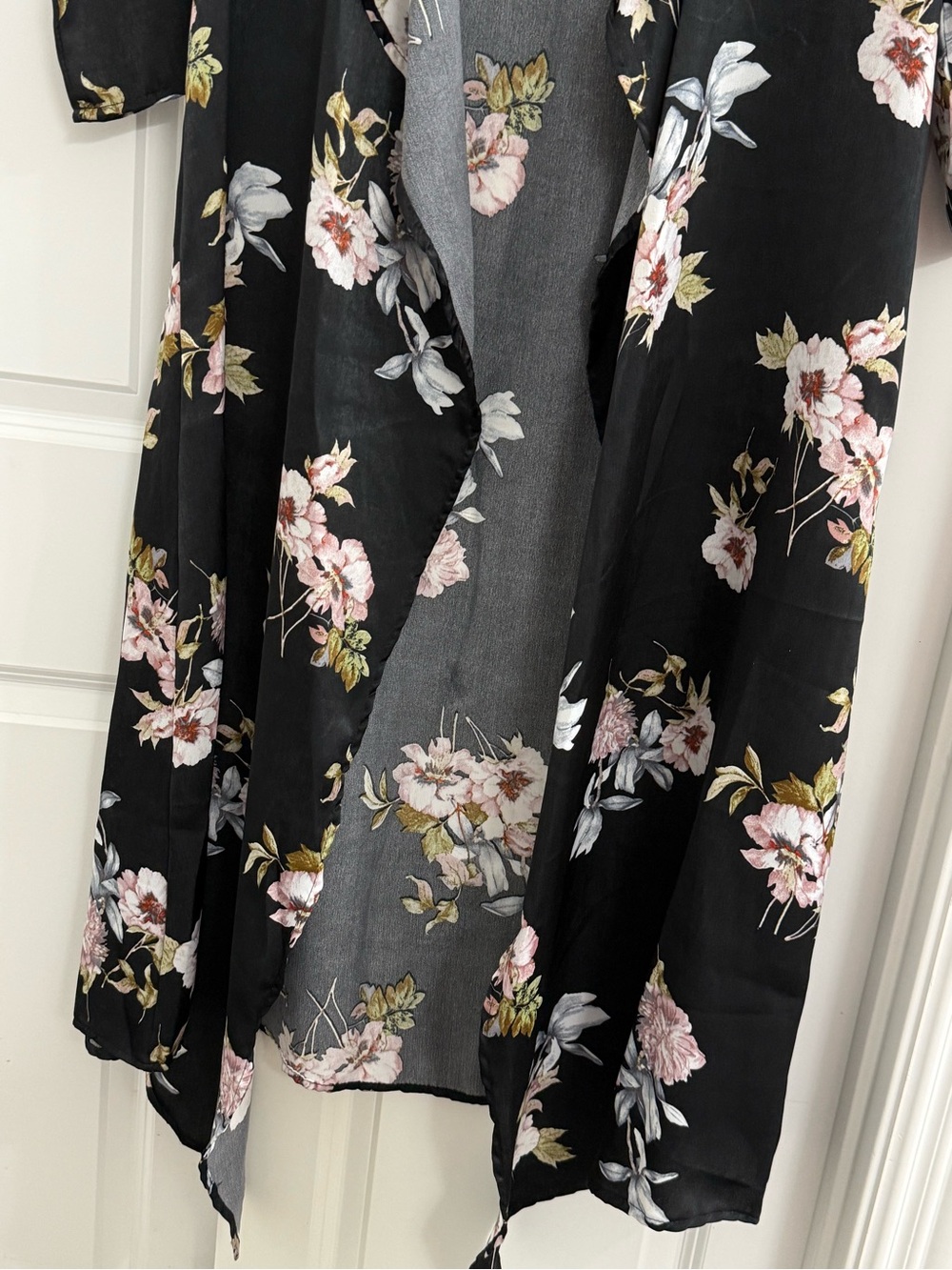 G By Guess Jacie Floral Duster Coatigan Kimono Casusl Flowy Whimsy Goth Medium - Picture 4 of 13